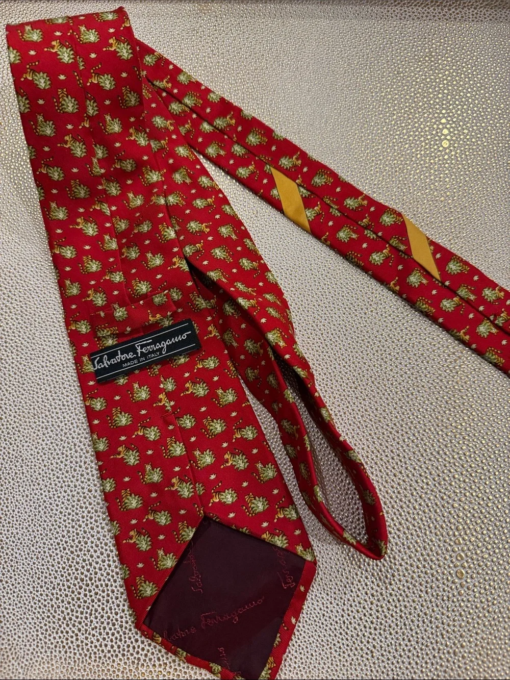 Salvatore Ferragamo Red Silk Tie with Green Motif